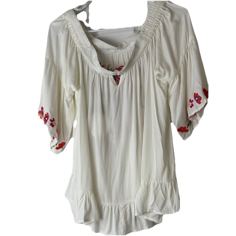 Umgee Women White Floral Embroidered Off The Shoulder Top Size M NWT Boho - Picture 6 of 15